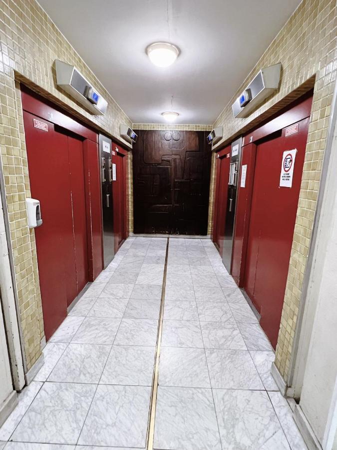 Appartement Near Subway And Supermarket Parijs
